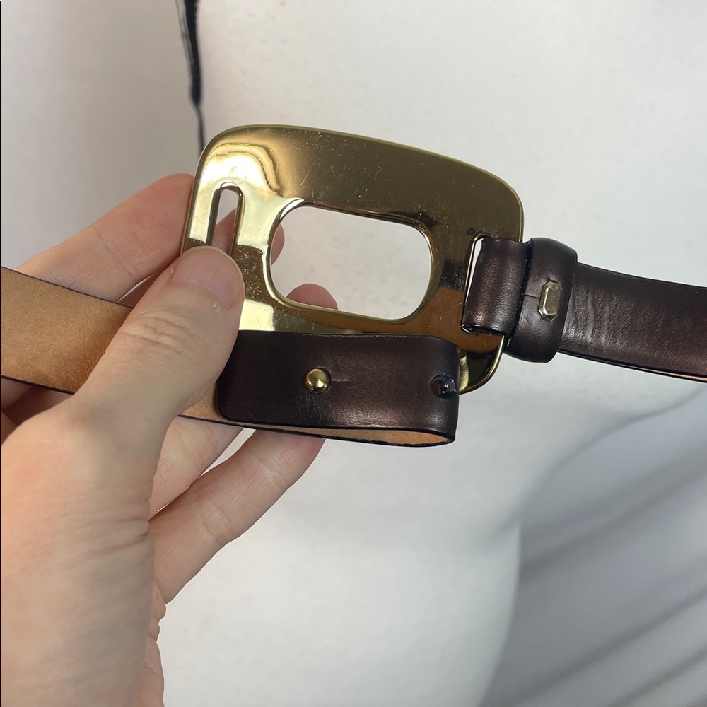 Gucci Brown Leather Belt with Gold Buckle - Picture 11 of 16